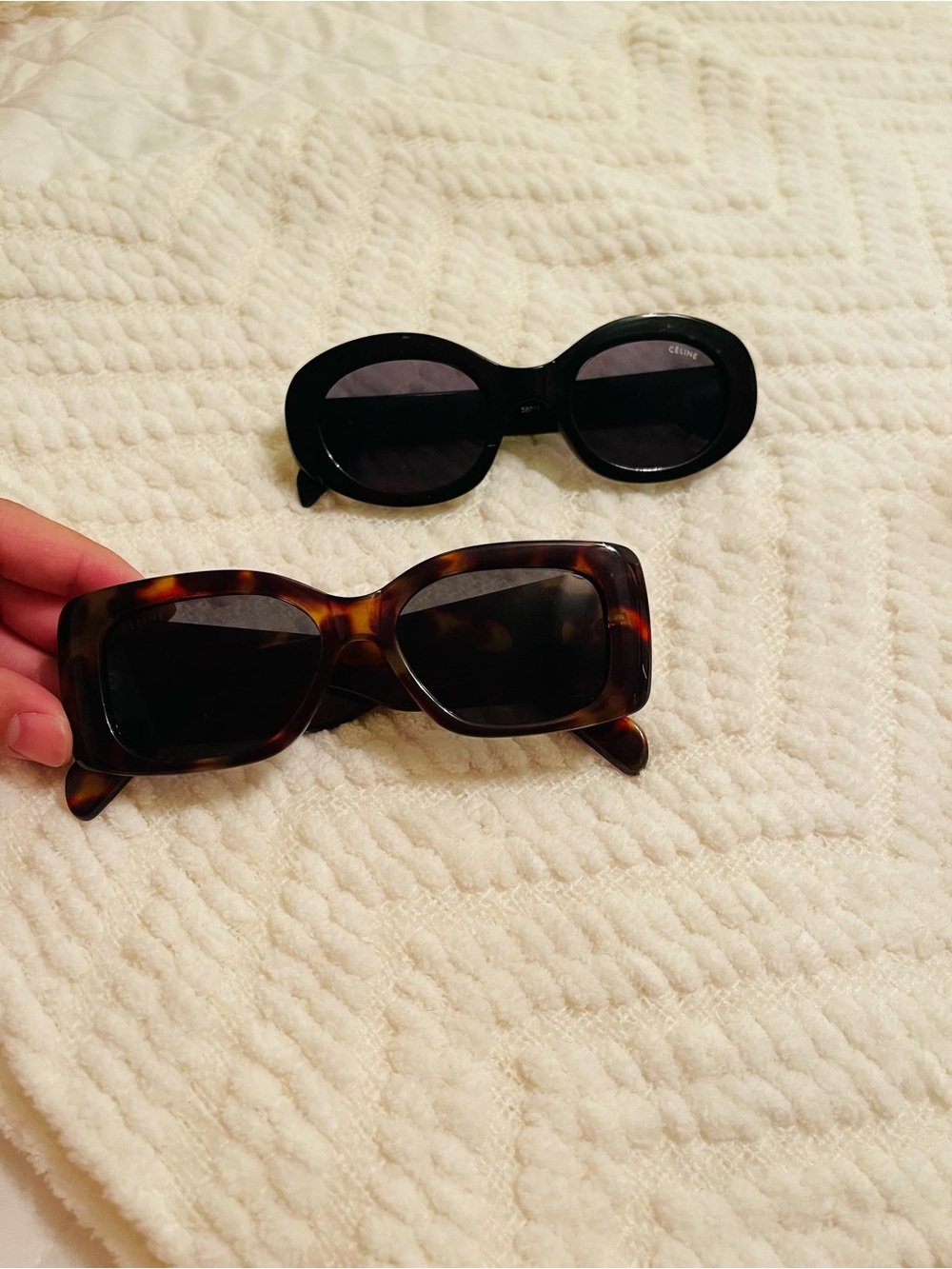 Bundle of Boutique sunnies Oval Sunglasses & Tortoiseshell Rectangle Sunglasses